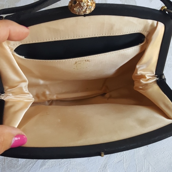 Purse - Picture 4 of 4